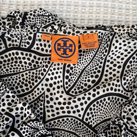 Tory Burch Tops - Tory Burch Monochrome Leaf Print Blouse